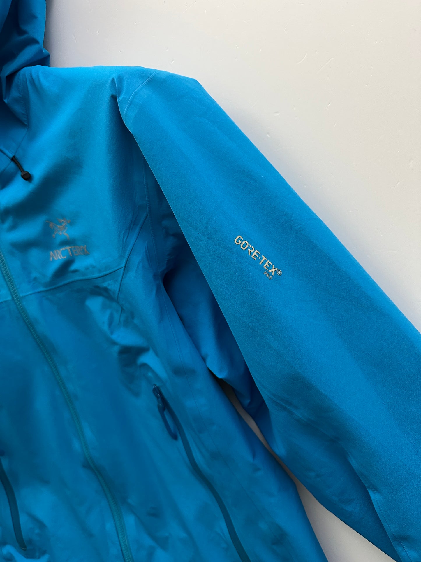 Arc'teryx Beta LT Jacket Blue Women's S Small Gore-Tex Pro