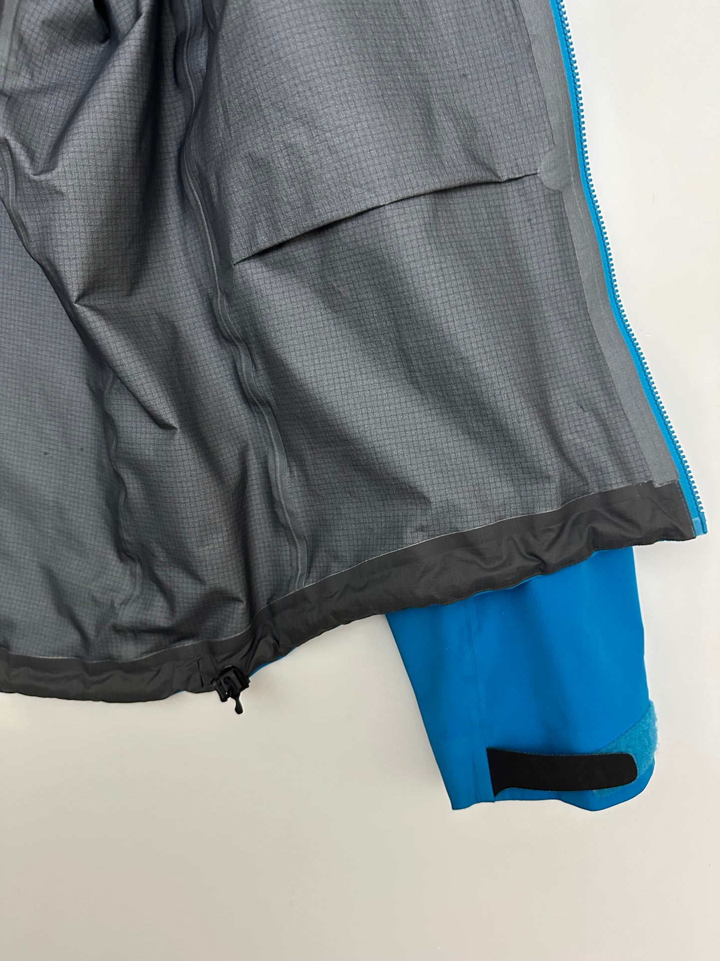 Arc’teryx Alpha FL Jacket Blue Men’s L Large Gore-Tex Pro