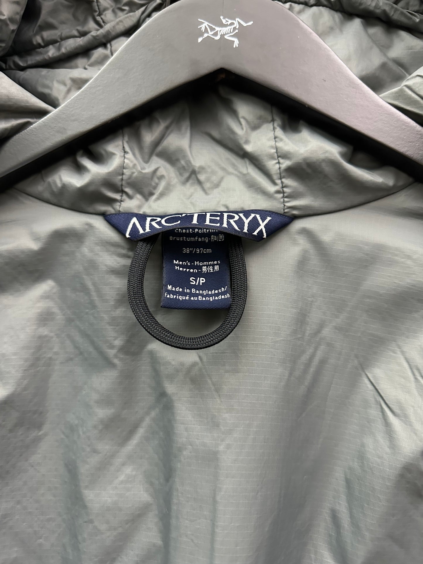 Arc’teryx LEAF Atom LT Hoody Gen1 Wolf Grey Men’s S Small