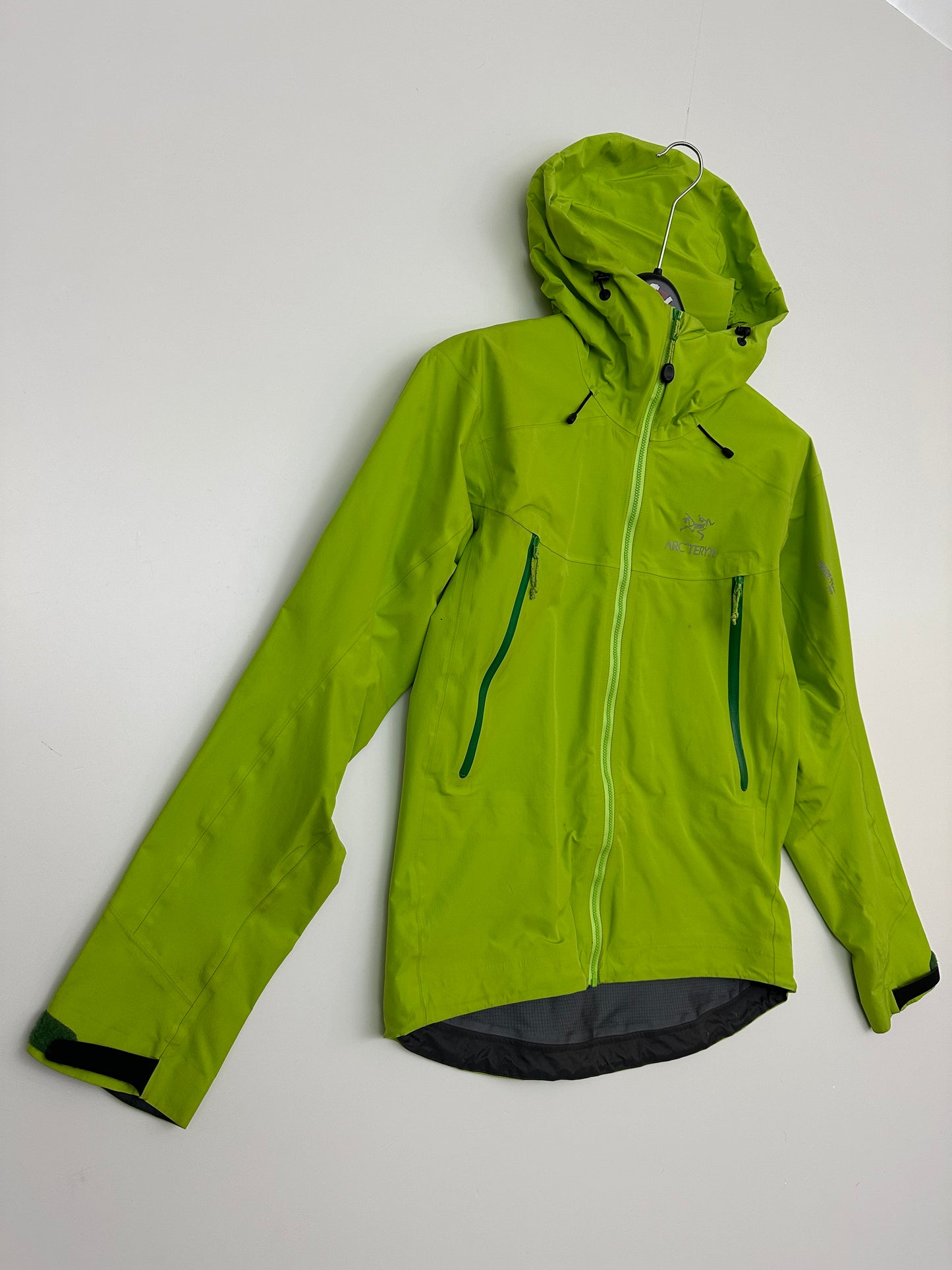 Arc'teryx Beta LT Jacket Green Goretex Pro Men's Small