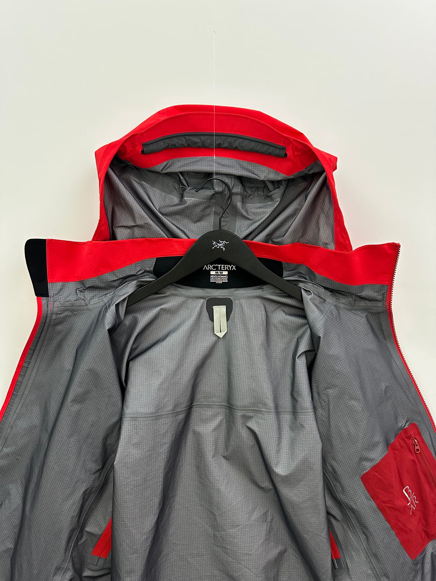 Arc’teryx Beta AR Jacket Red Men’s M Medium Gore-Tex Pro