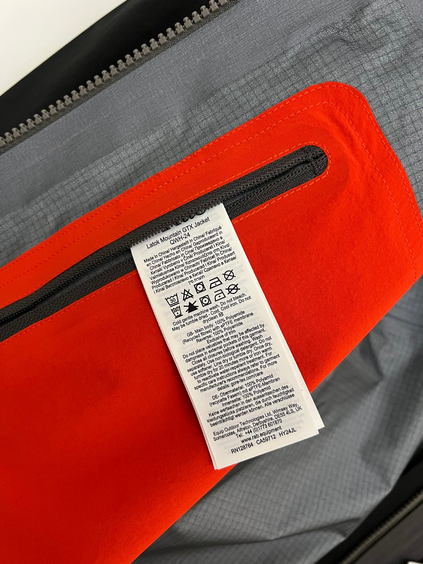 RAB Latok Mountain Jacket Black / Graphene Men’s S Small Gore-Tex Pro