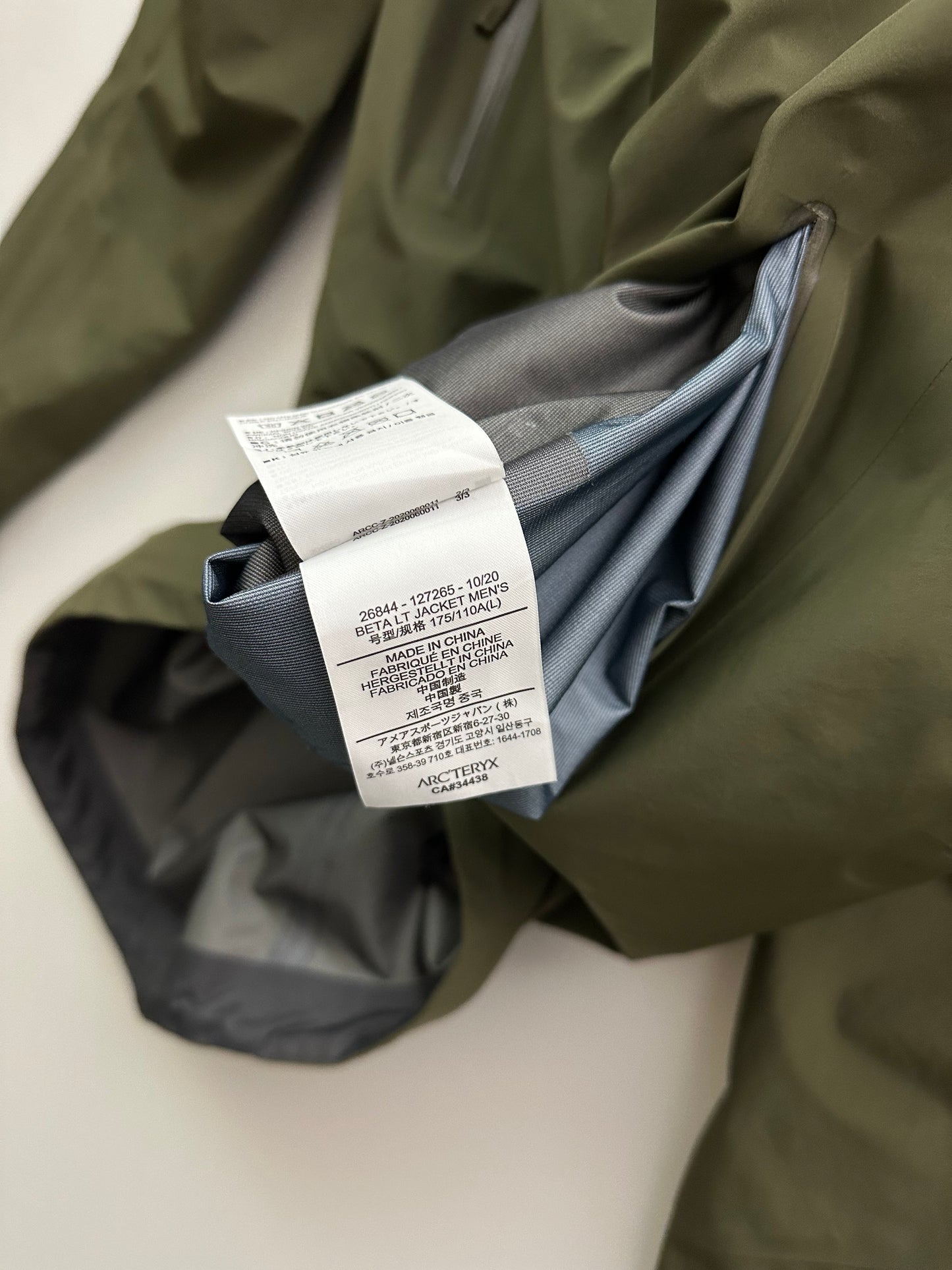 Arc’teryx Beta LT Jacket Tatsu Green Men’s L Large Gore-Tex