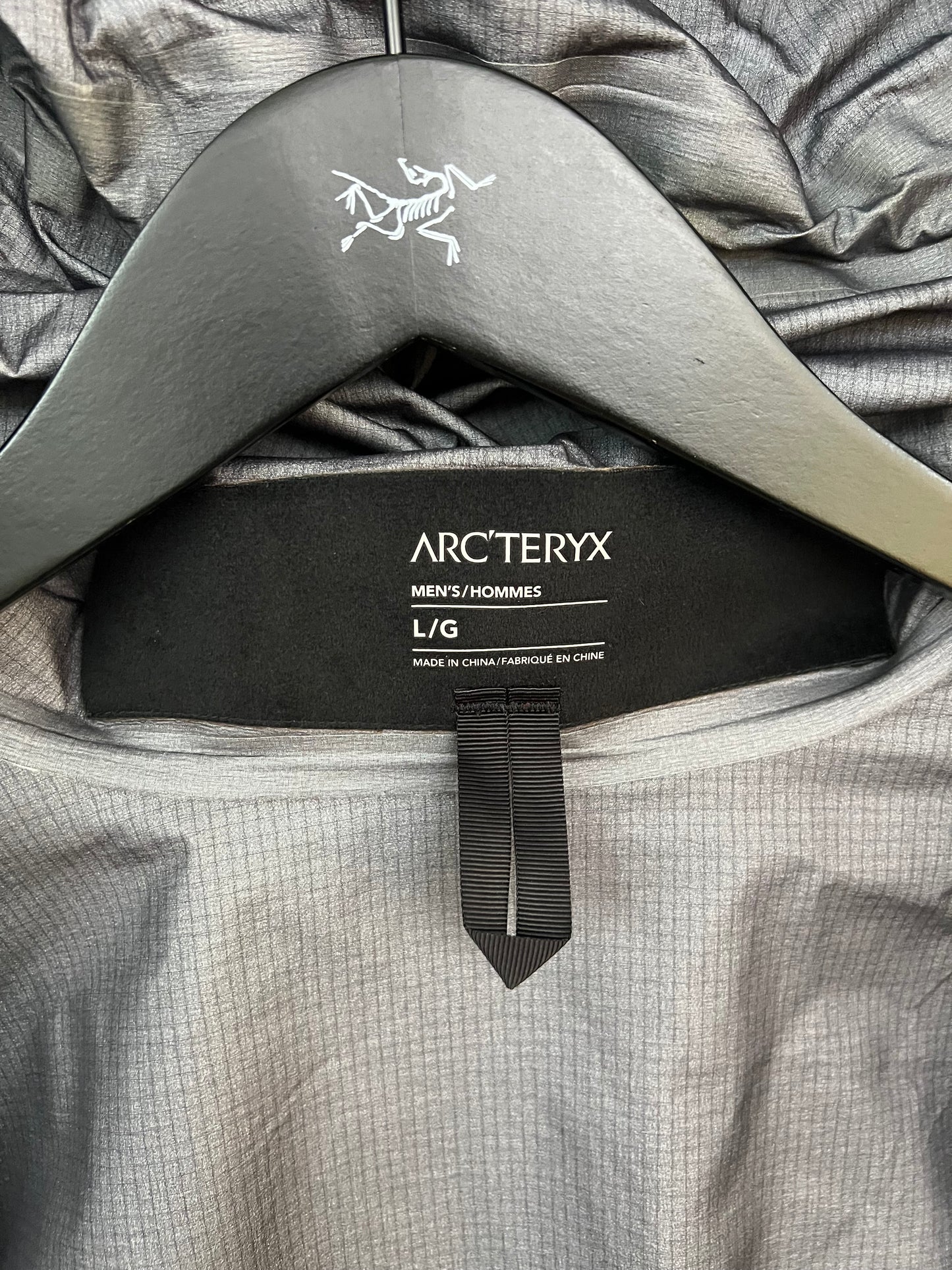 Arc’teryx Beta LT Jacket Blue Men’s L Large Gore-Tex