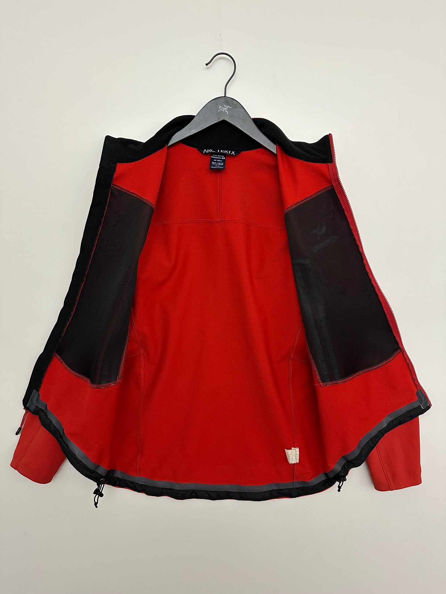 Arc’teryx Gamma LT Jacket Red Men’s M Medium