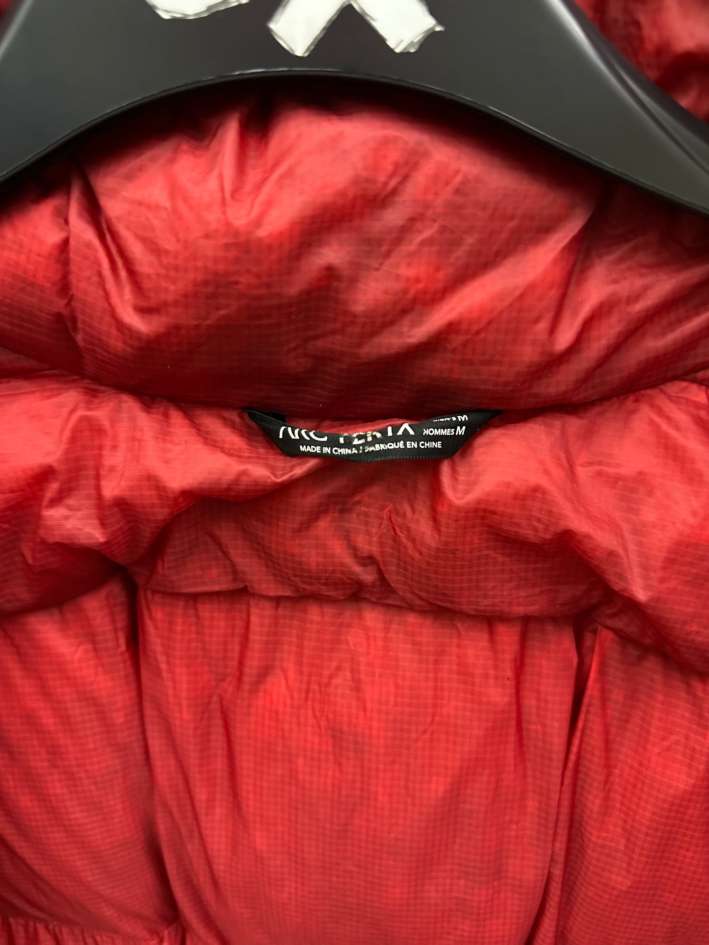 Arc’teryx Firebee AR Parka Red Men’s M Medium Gore Thermium