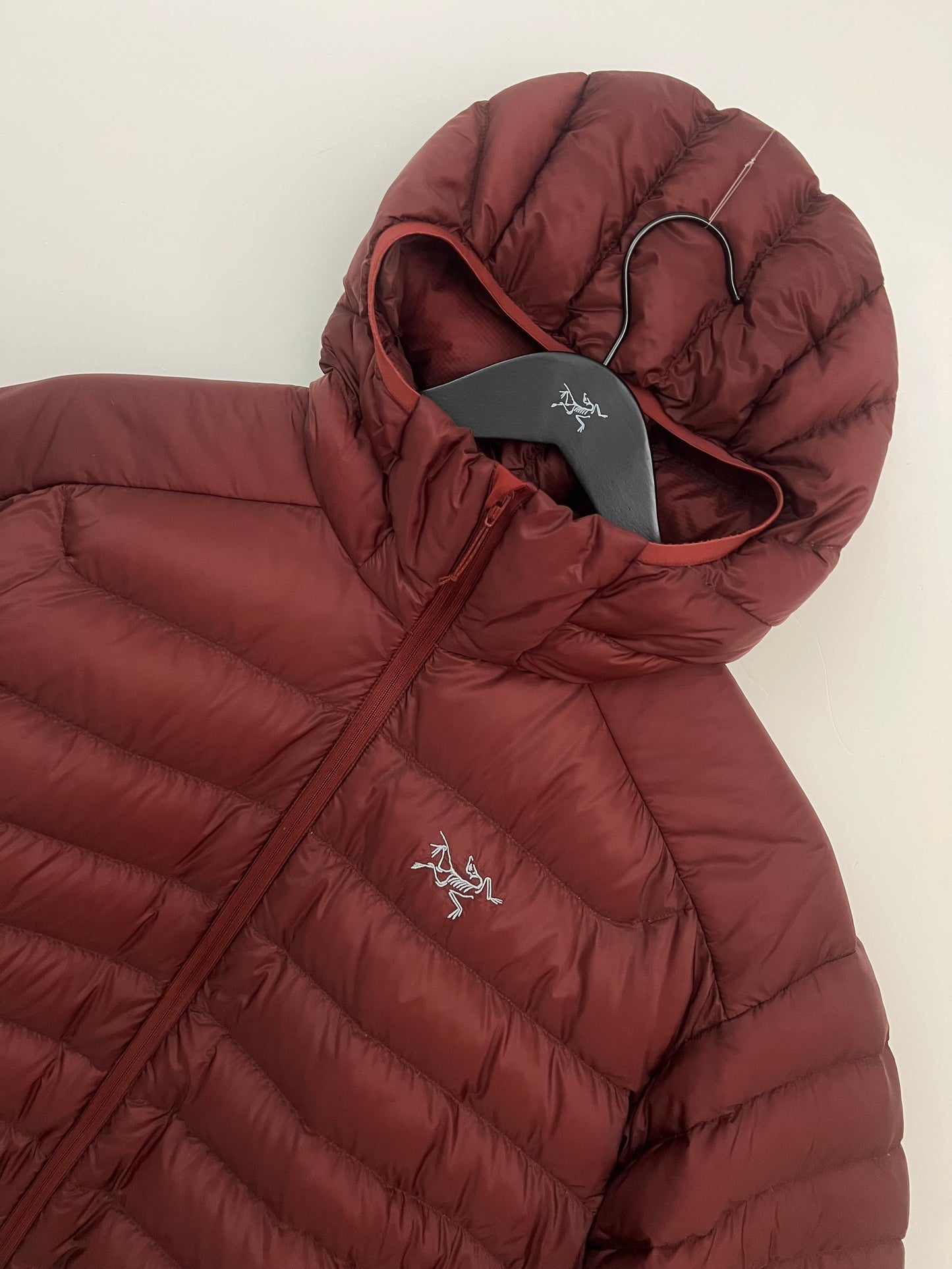 Arc’teryx Cerium LT Hoody Pompeii Red Men’s XL Extra Large