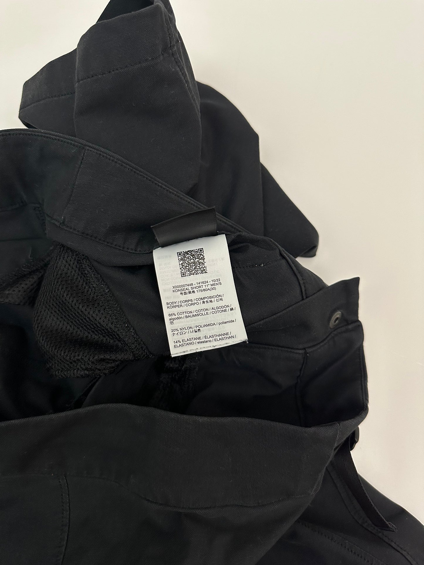 Arc’teryx Konseal Shorts 11” Men’s 30 Black