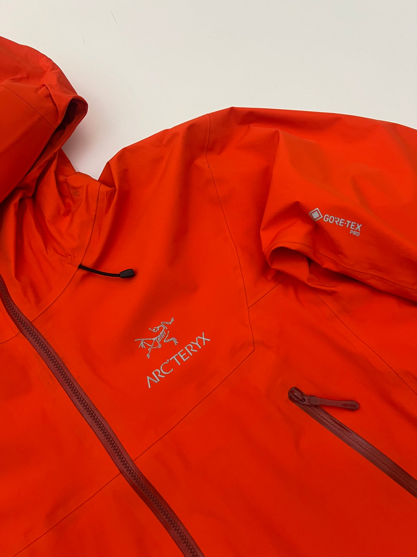 Arc’teryx Beta LT Jacket Flare Orange Men’s S Small Gore-Tex Pro Edition