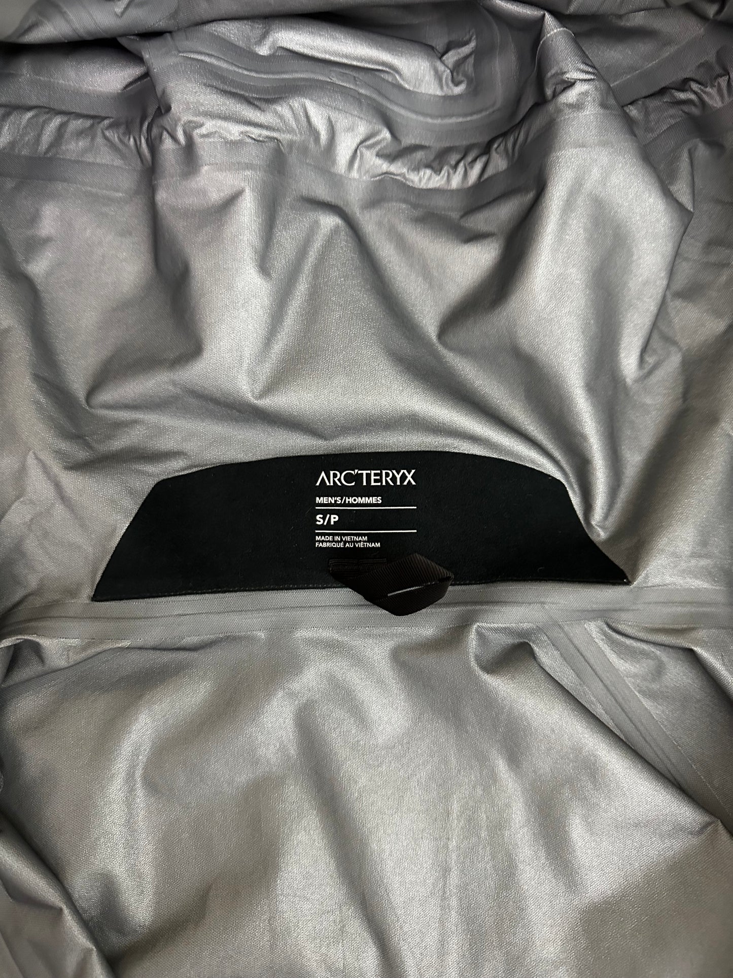 Arc’teryx Beta SL Jacket Void Grey Men’s S Small Gore-Tex