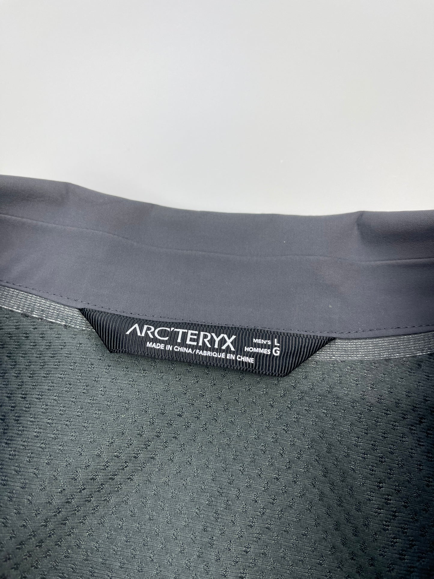 Arc’teryx A2B Blazer Grey Men’s L Large Gore-Tex