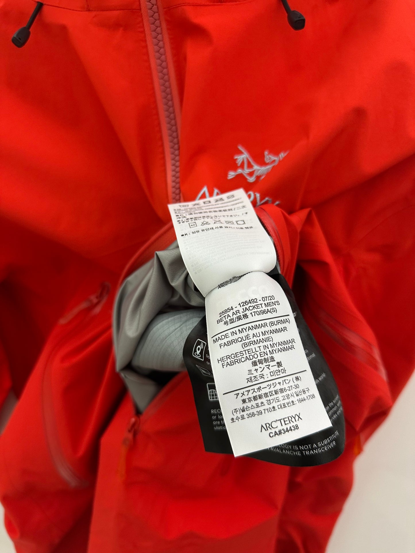 Arc’teryx Beta AR Jacket Red Men’s S Small Gore-Tex Pro RECCO