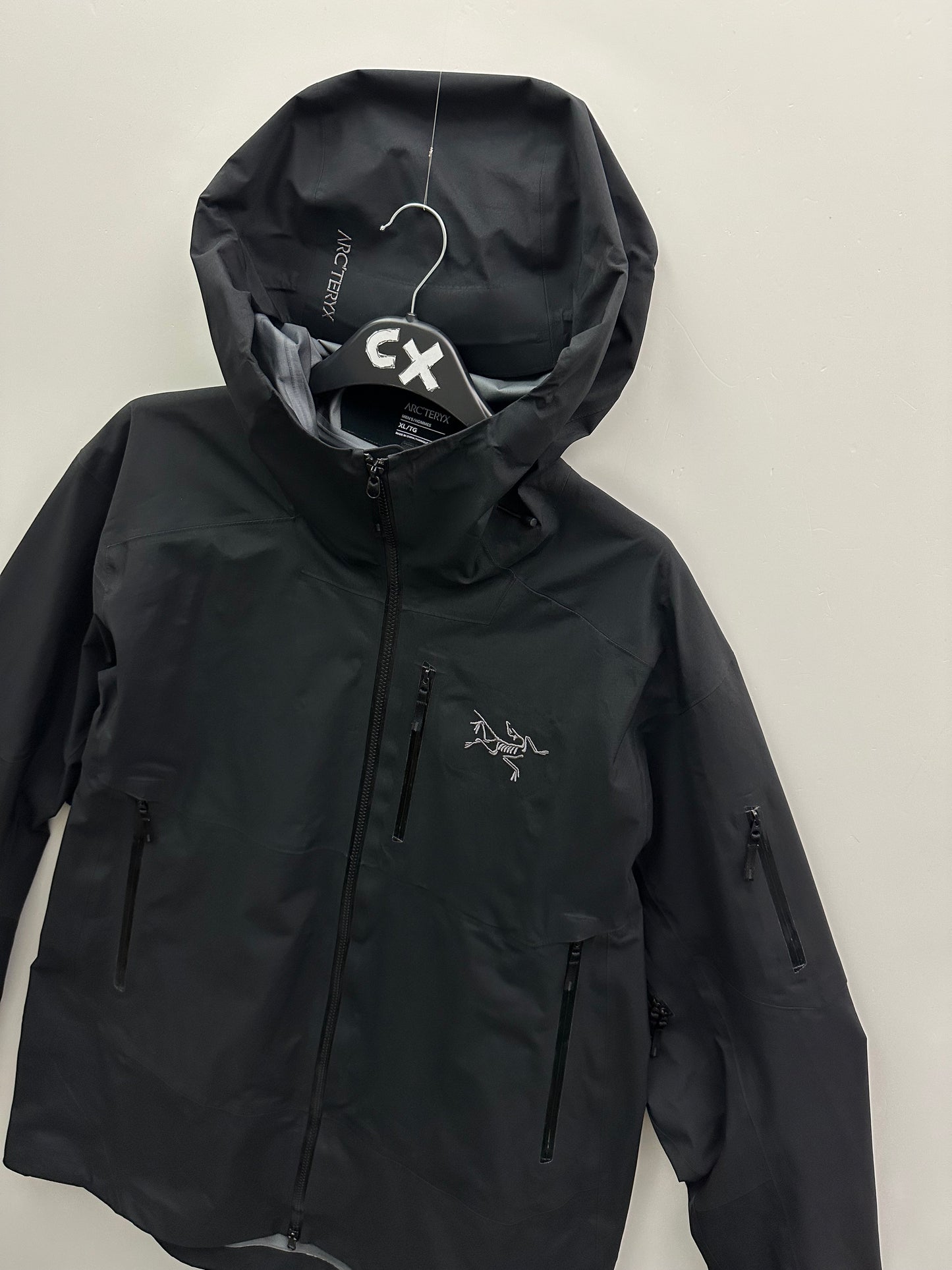 Arc’teryx Sabre SV Jacket Black XL Extra Large Gore-Tex RECCO