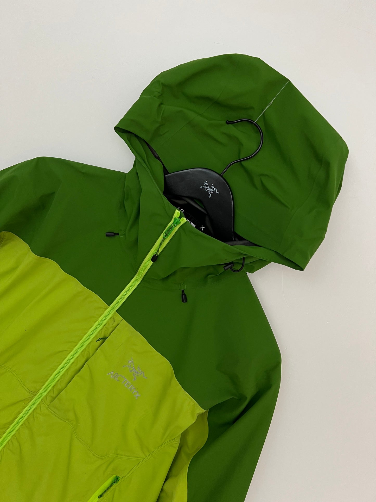 Arc’teryx Alpha Comp Hoody Mantis Green Men’s M Medium Gore-Tex Hybrid