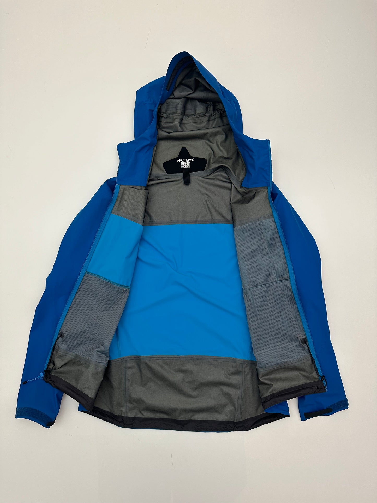 Arc’teryx Alpha Comp Hoody Riptide Blue Men’s L Large Gore-Tex Hybrid