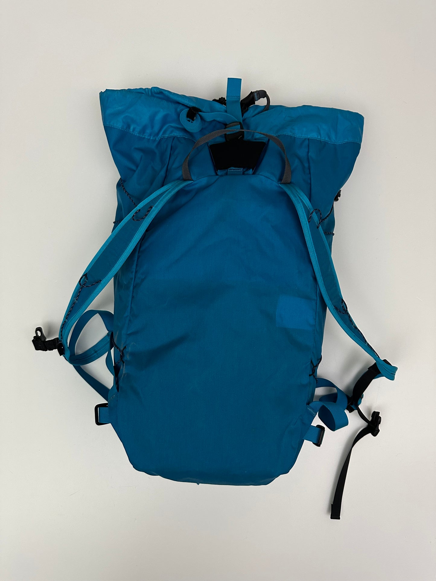 Arc’teryx Ceirzo 18 Backpack Blue
