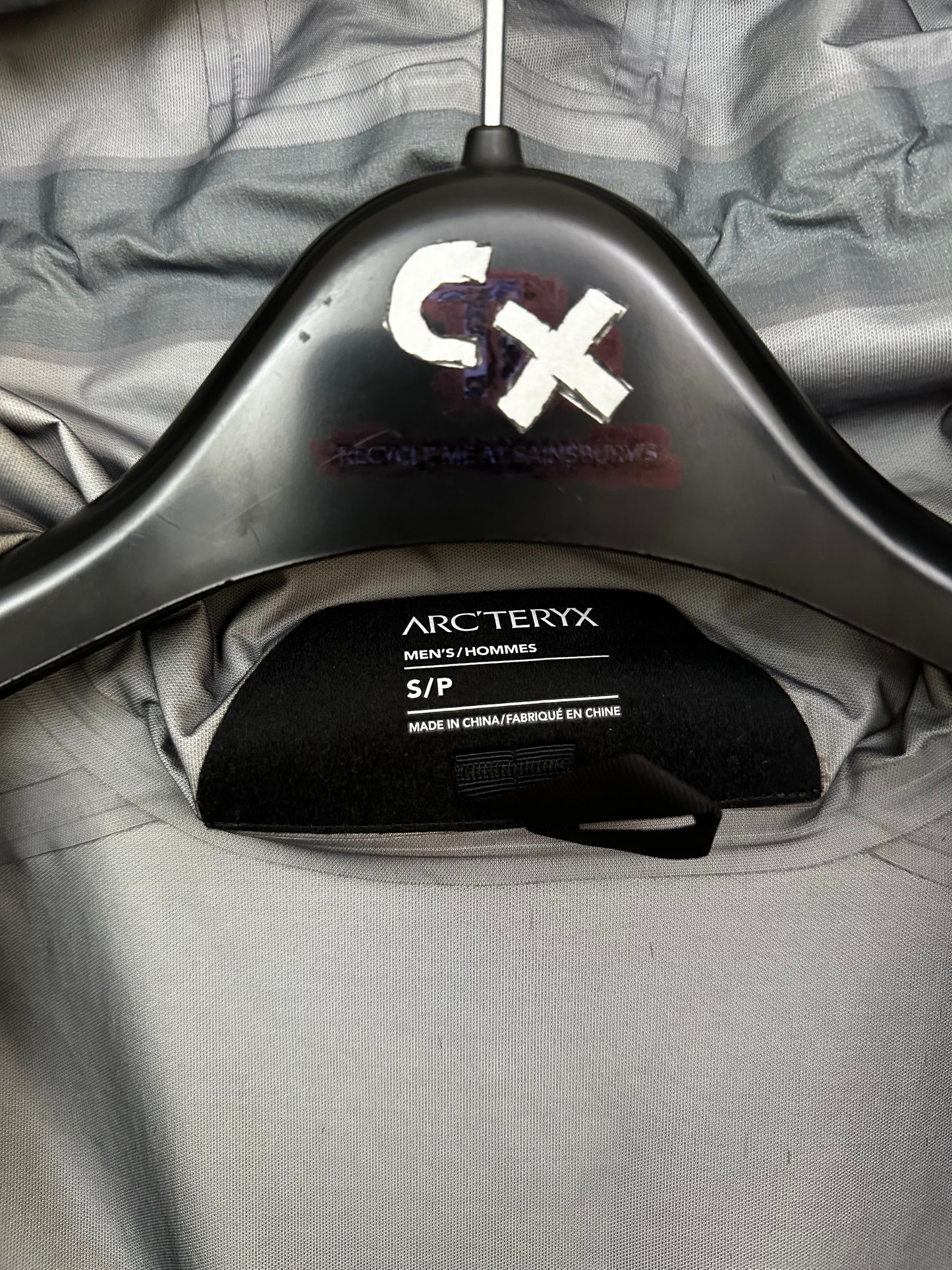 Arc’teryx Beta Jacket Cloud Grey Men’s S Small Gore-Tex