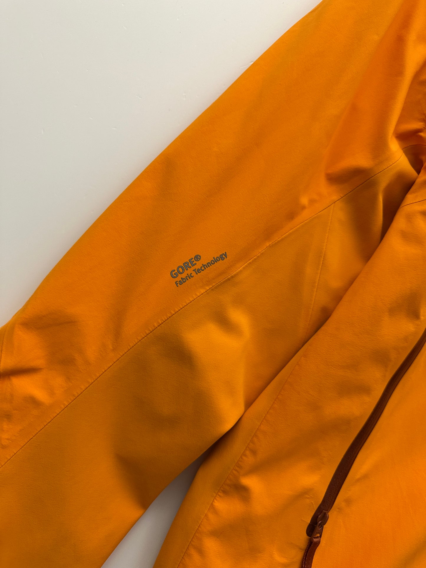 Arc’teryx Lithic Comp Jacket Orange Men's M Medium Gore-Tex RECCO