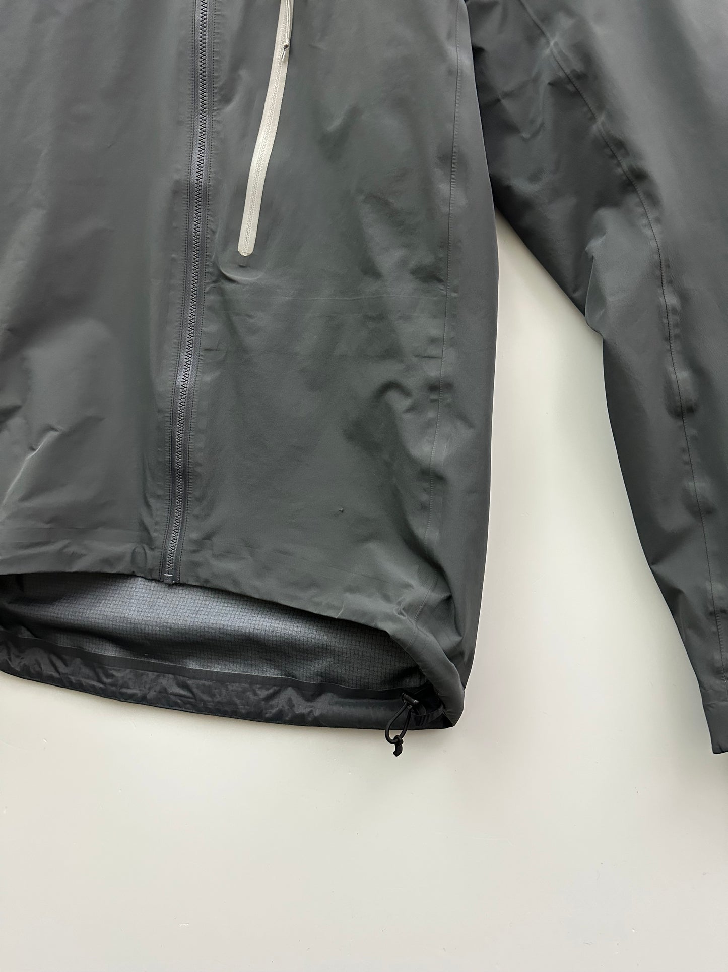 Arc’teryx Alpha FL Jacket Grey Men’s M Medium Gore-Tex Pro