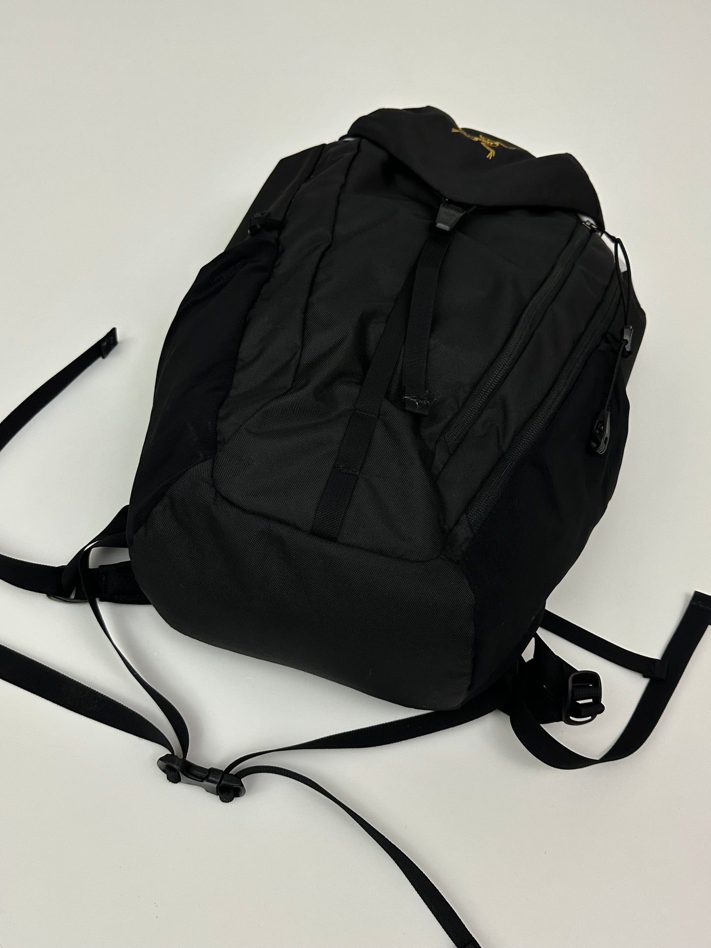 Arc’teryx Mantis 20 Backpack 24K Black