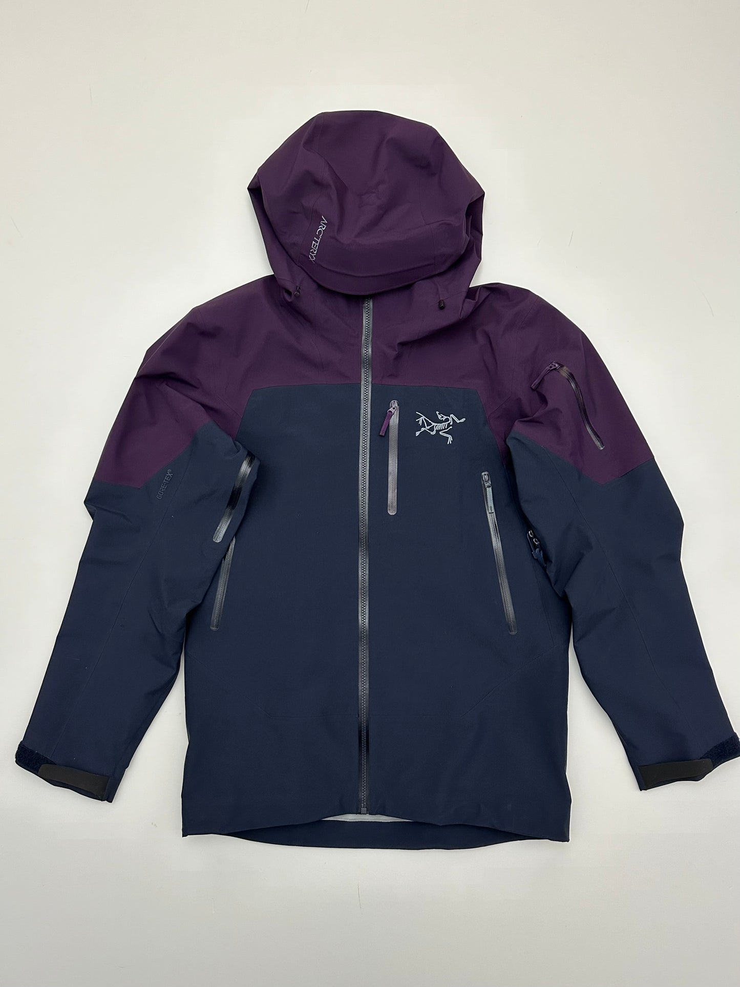 Arc’teryx Sabre LT Jacket Phantom King Purple Men’s S Small Gore-Tex RECCO