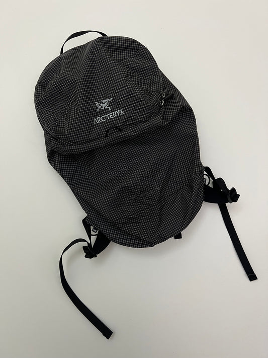 Arc’teryx Konseal 15 Backpack Black