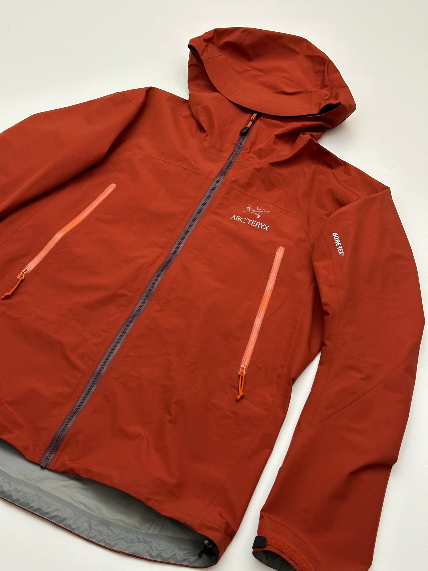 Arc’teryx Zeta LT Jacket Iron Oxide Orange Men’s M Medium Gore-Tex