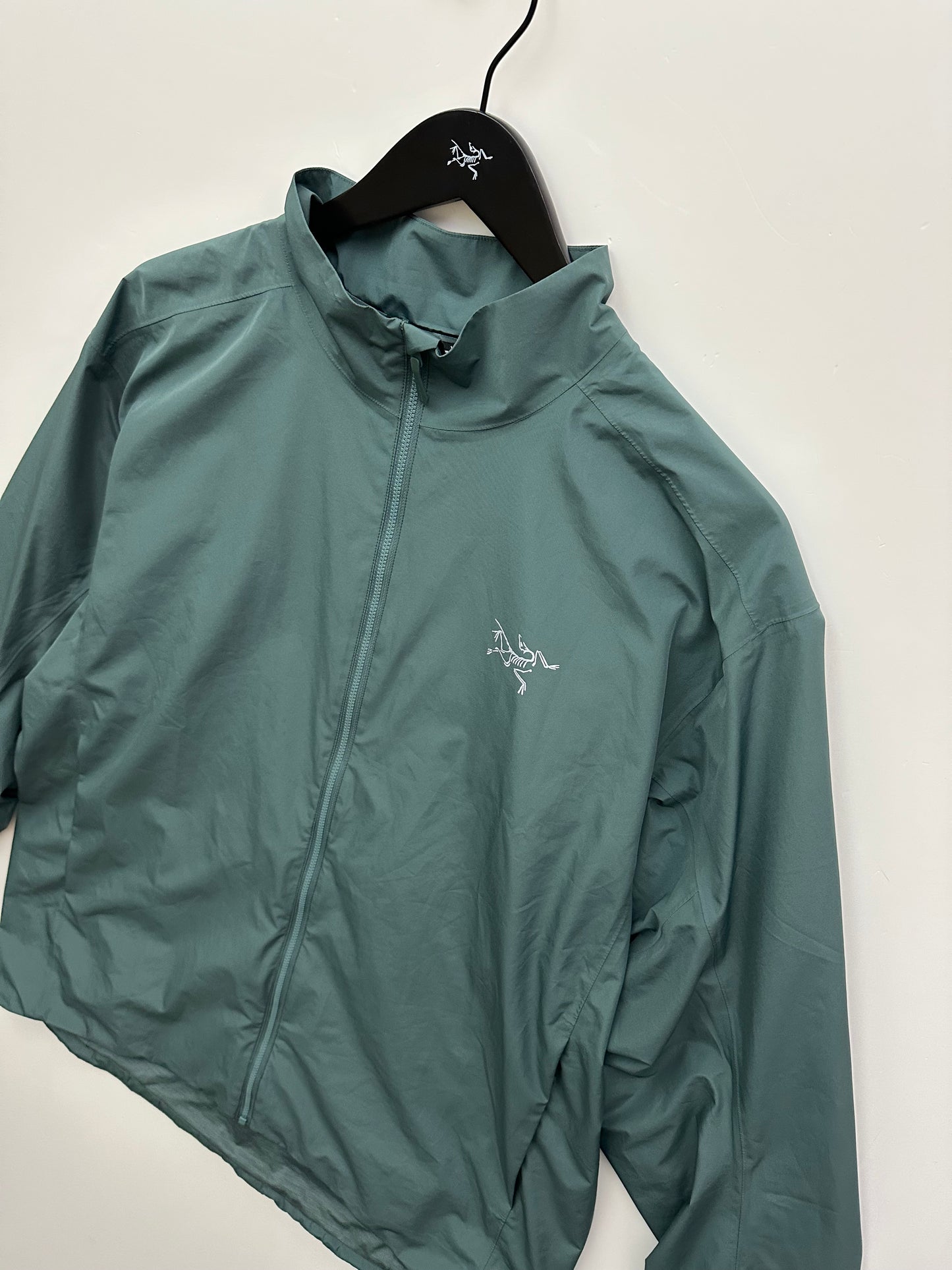 Arc’teryx Solano Jacket Boxcar Green Men’s XL Extra Large Gore-Tex Infinium