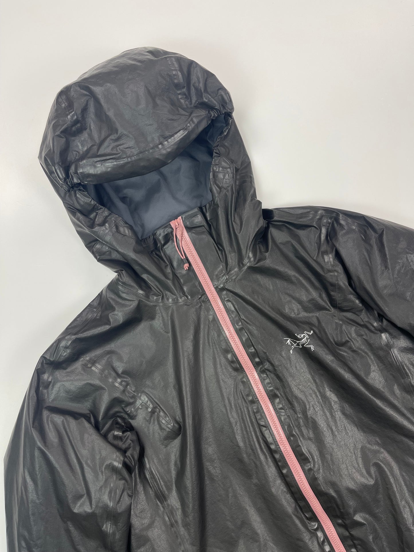 Arc’teryx Norvan SL Insulated Hoody Black Women’s S Small Gore-Tex