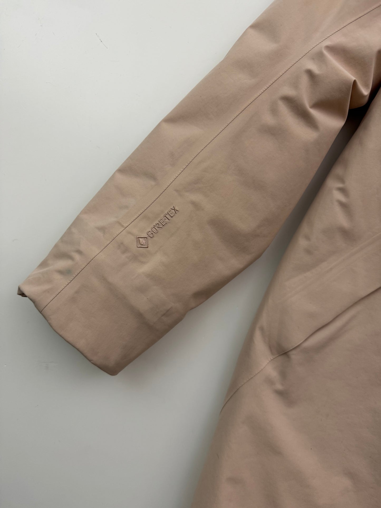 Arc'teryx Sensa Parka Women's L Large Gore-Tex