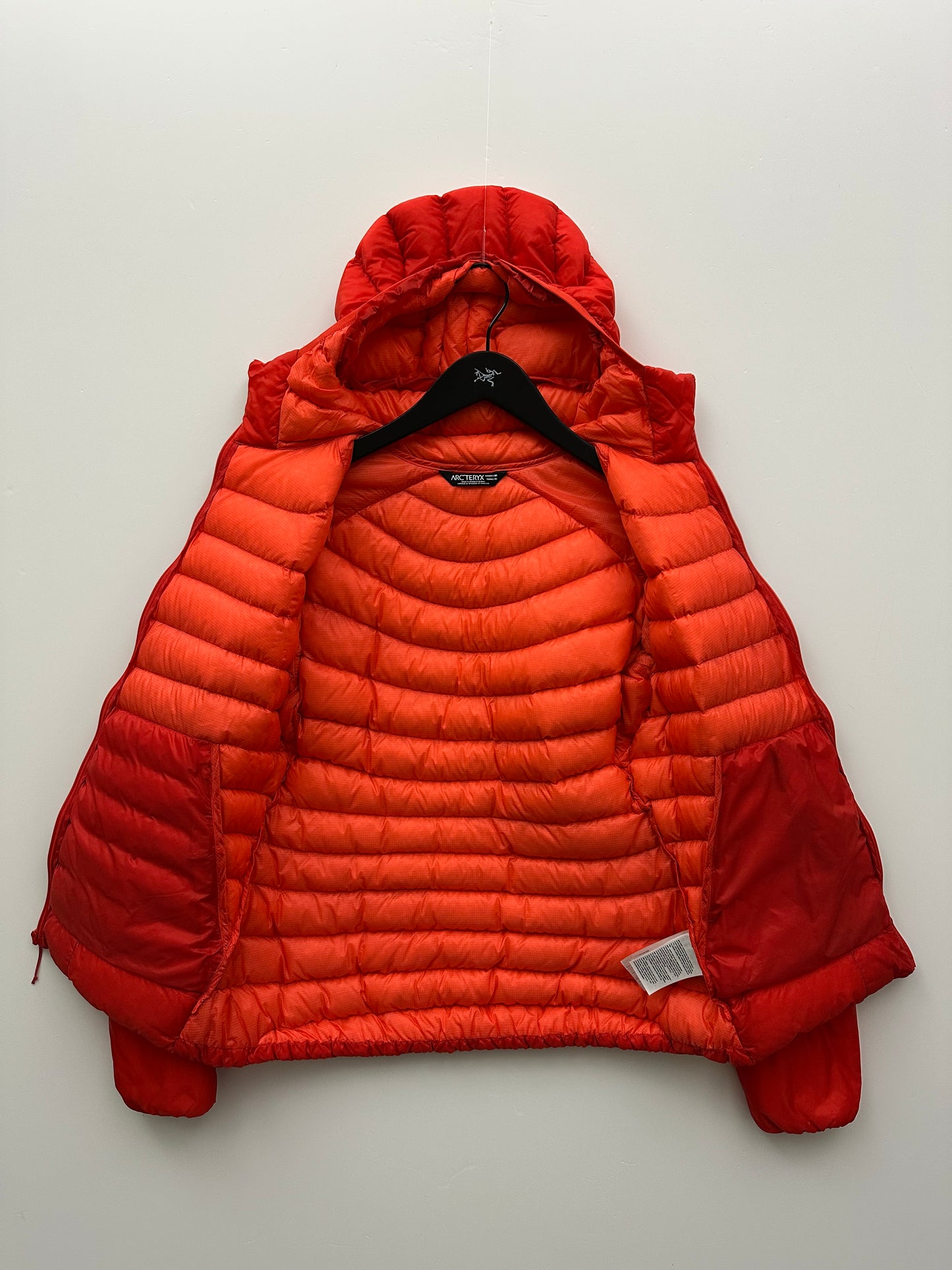 Arc'teryx Cerium LT Hoody Red Women's M Medium