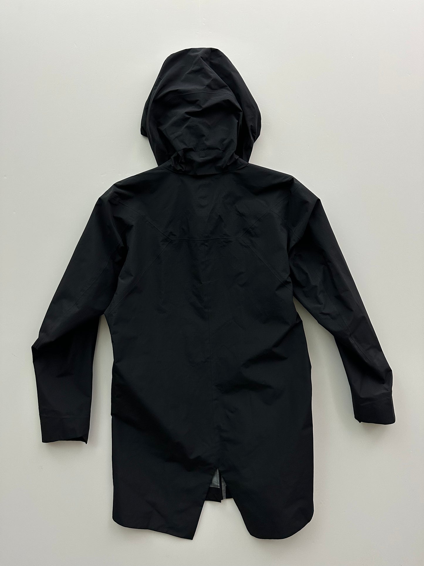 Arc’teryx Veilance Monitor Coat Black Men’s M Medium Gore-Tex