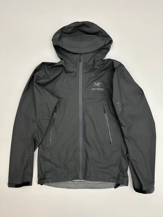 Arc’teryx Beta Jacket Cloud Grey Men’s S Small Gore-Tex