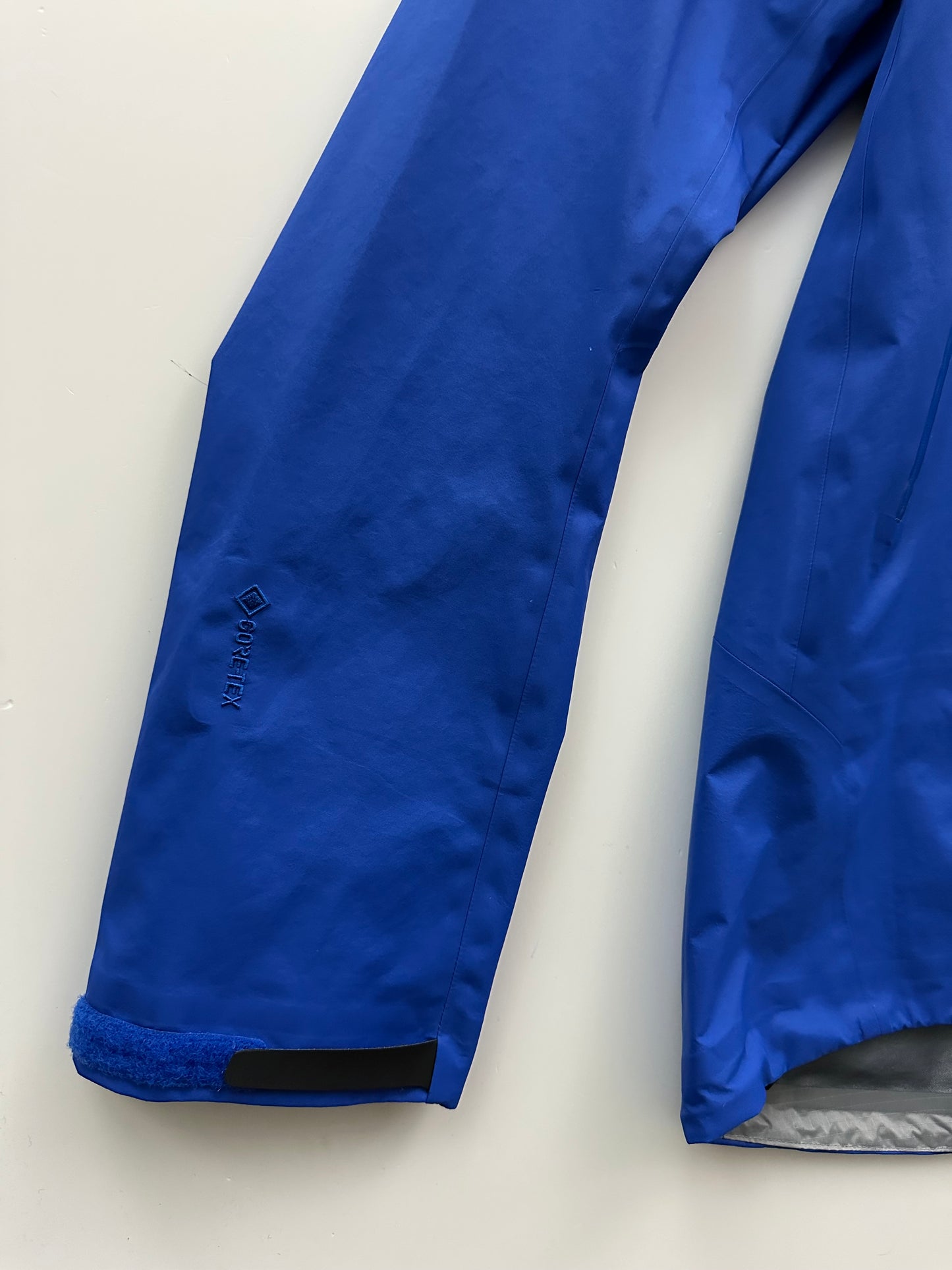Arc’teryx Beta SL Jacket Vitality Blue Men’s XL Extra Large Gore-Tex RECCO