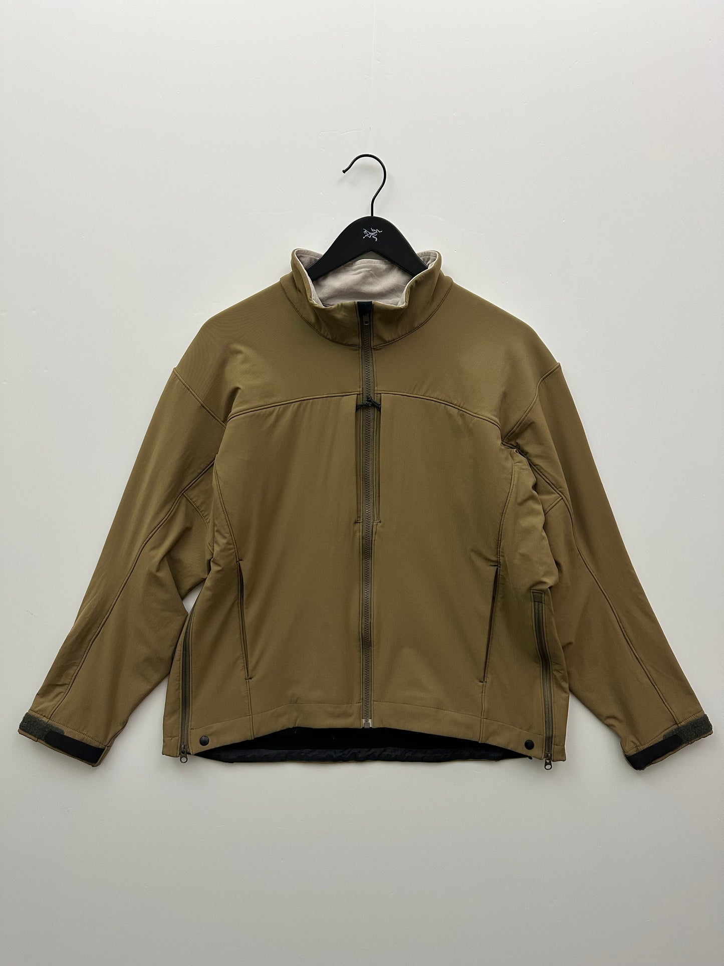 Arc’teryx LEAF VertX Justice Utility Jacket Crocodile Men’s L Large