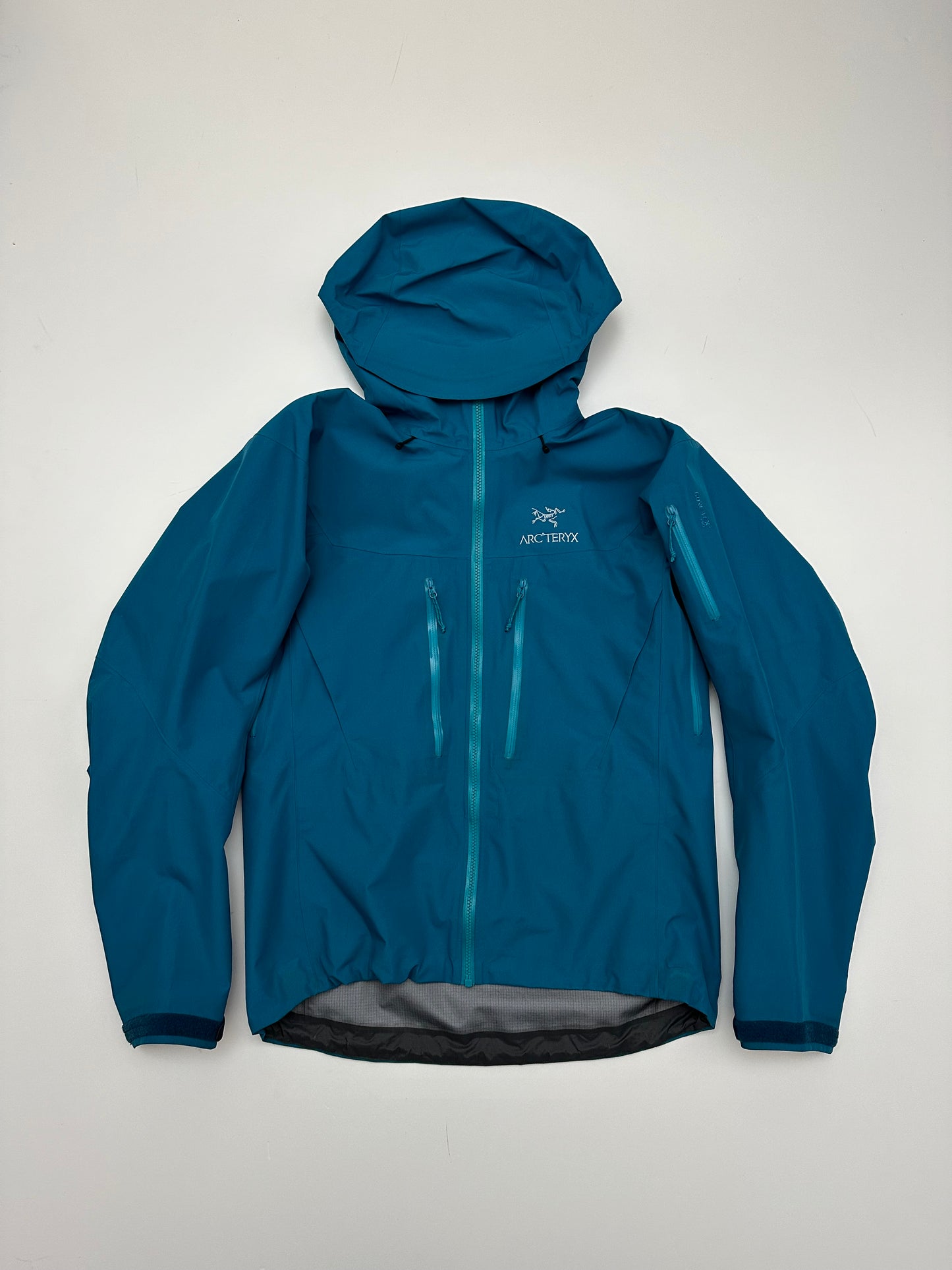 Arc’teryx Alpha SV Jacket Blue Men’s M Medium Gore-Tex Pro