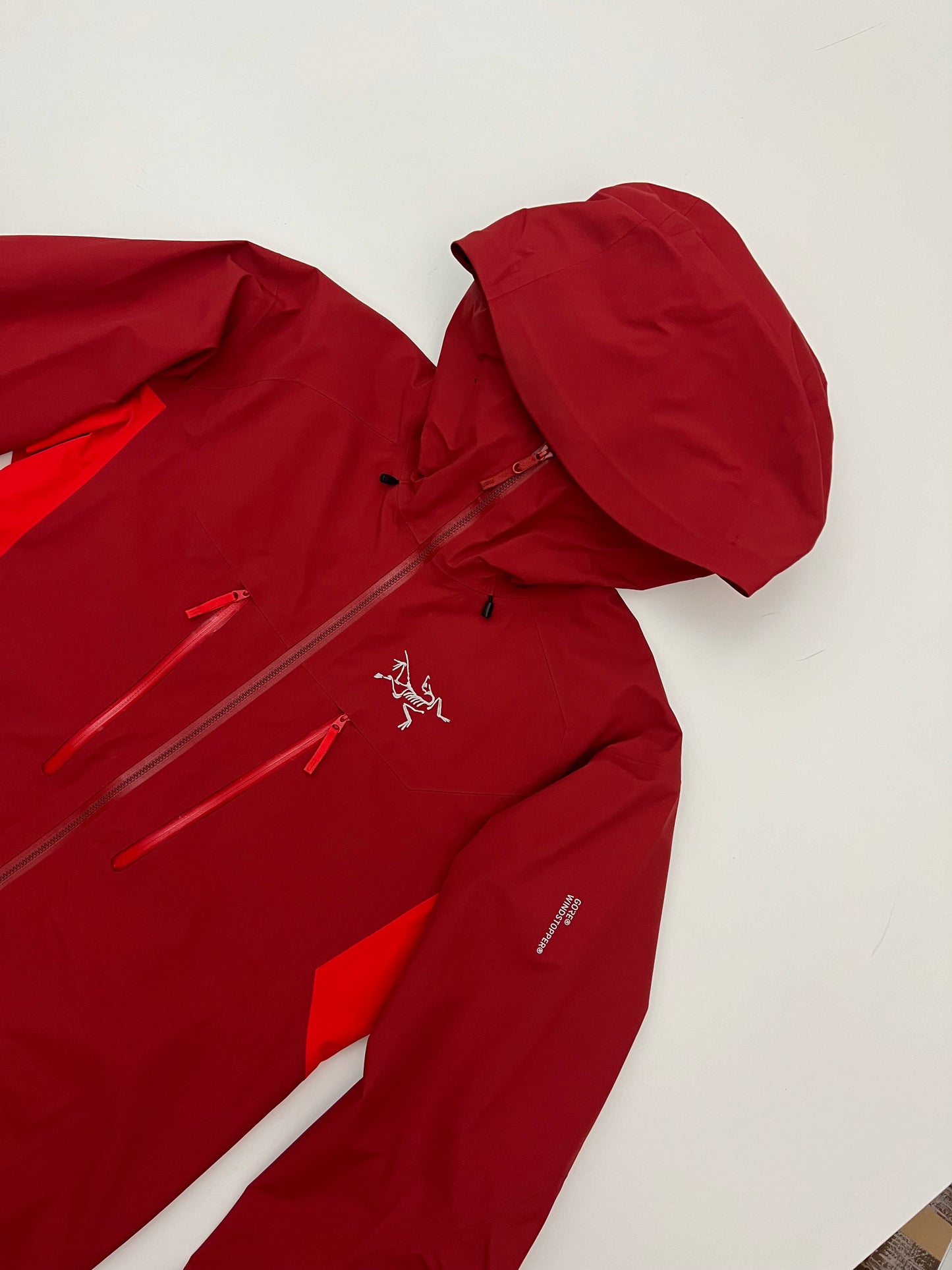 Arc’teryx Procline Comp Jacket Sangria Red Men’s S Small Gore-Tex Windstopper