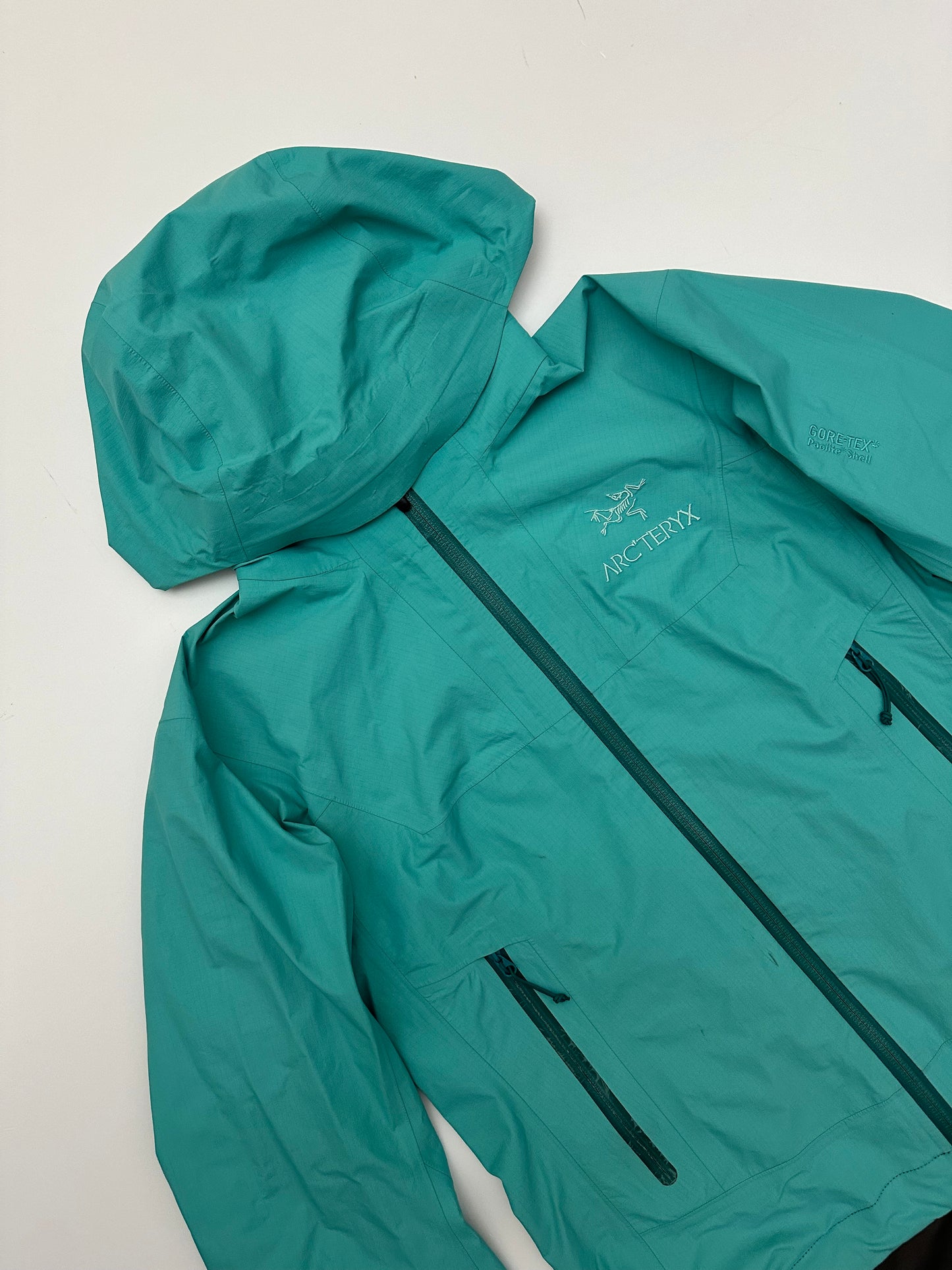 Arc’teryx Beta SL Jacket Turquoise Blue Women’s XS Extra Small Gore-Tex