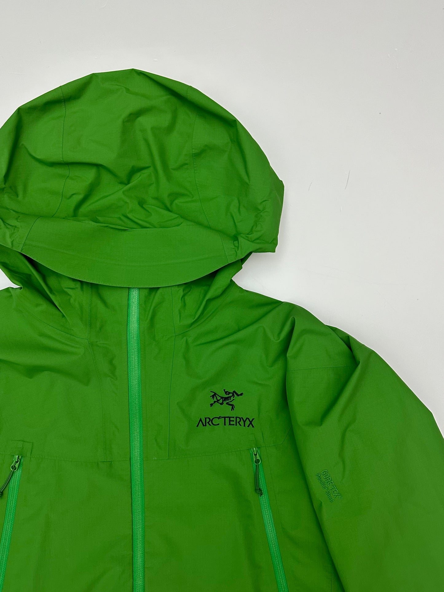 Arc’teryx Alpha SL Jacket Greenback Green M Medium Men’s Gore-Tex