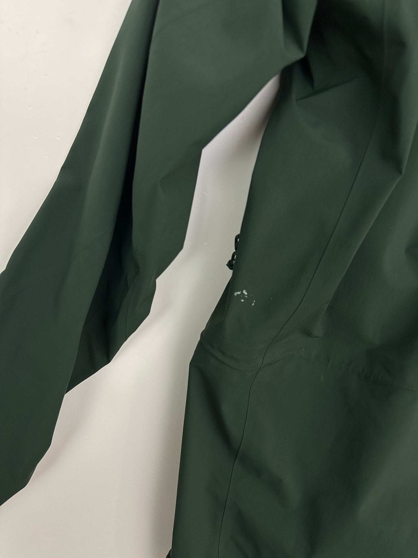 Arc’teryx Zeta AR Jacket Conifer Green Men’s S Small Gore-Tex