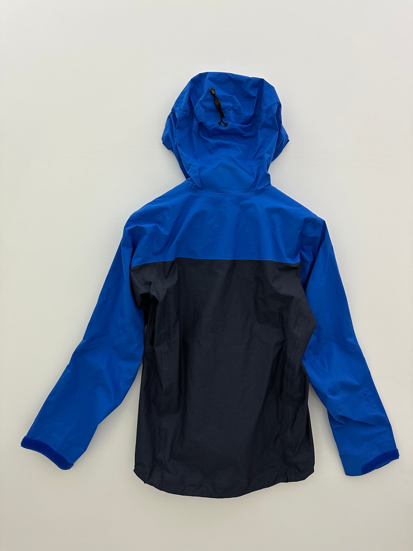 Arc’teryx Alpha Jacket Black Sapphire / Light Vitality Men’s XS Gore-Tex RECCO