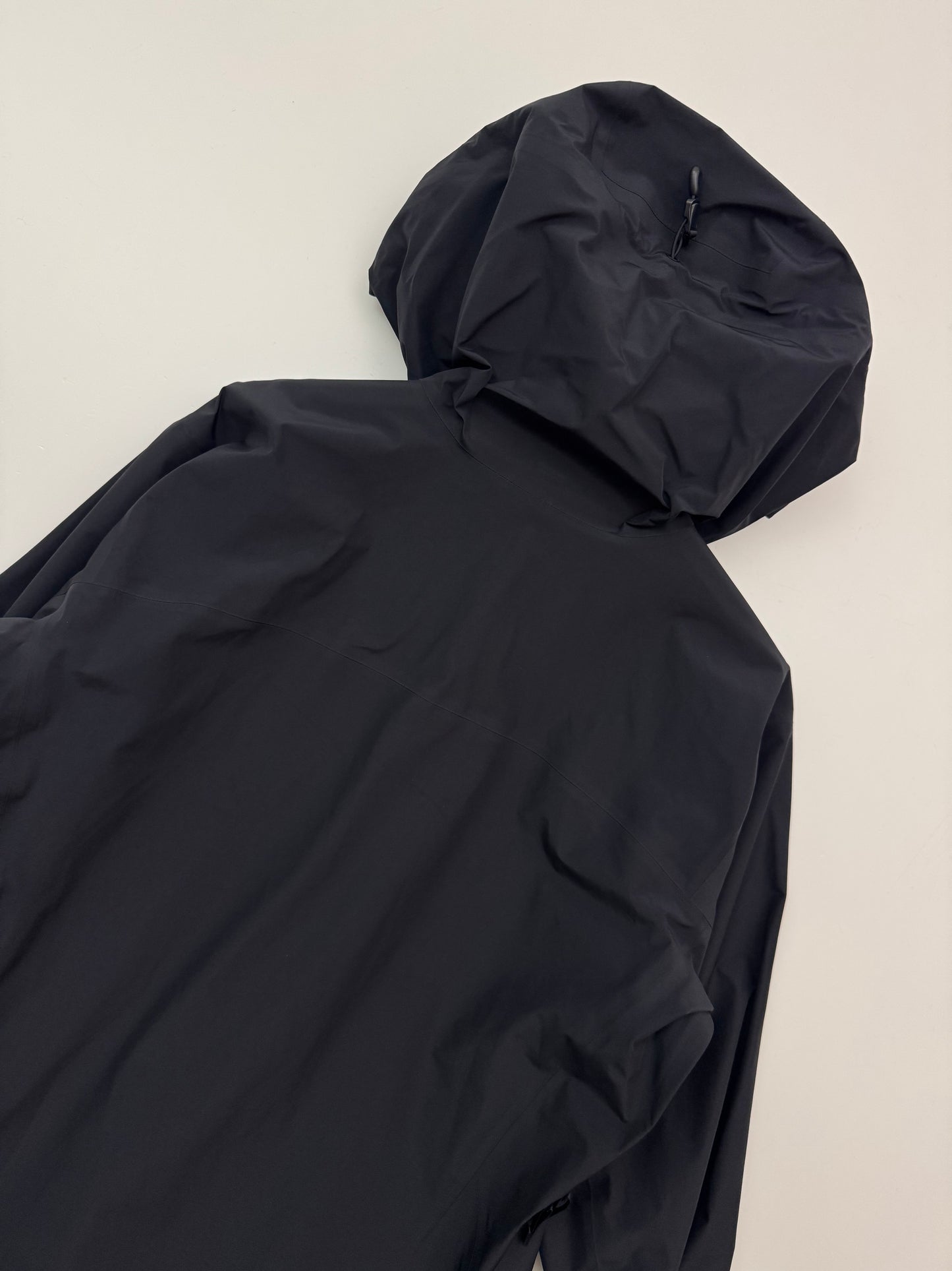Arc’teryx Beta LT Jacket Black Men’s M Medium Gore-Tex