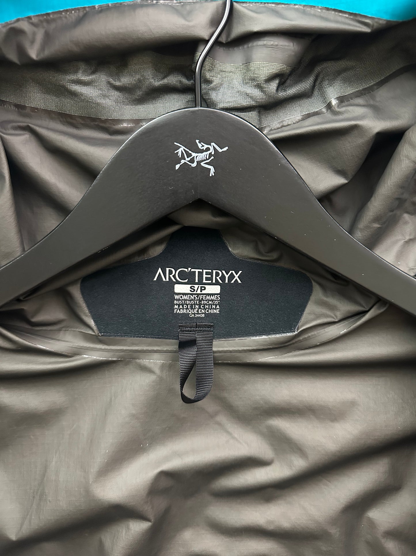 Arc’teryx Alpha SL Jacket Blue Women’s S Small Gore-Tex