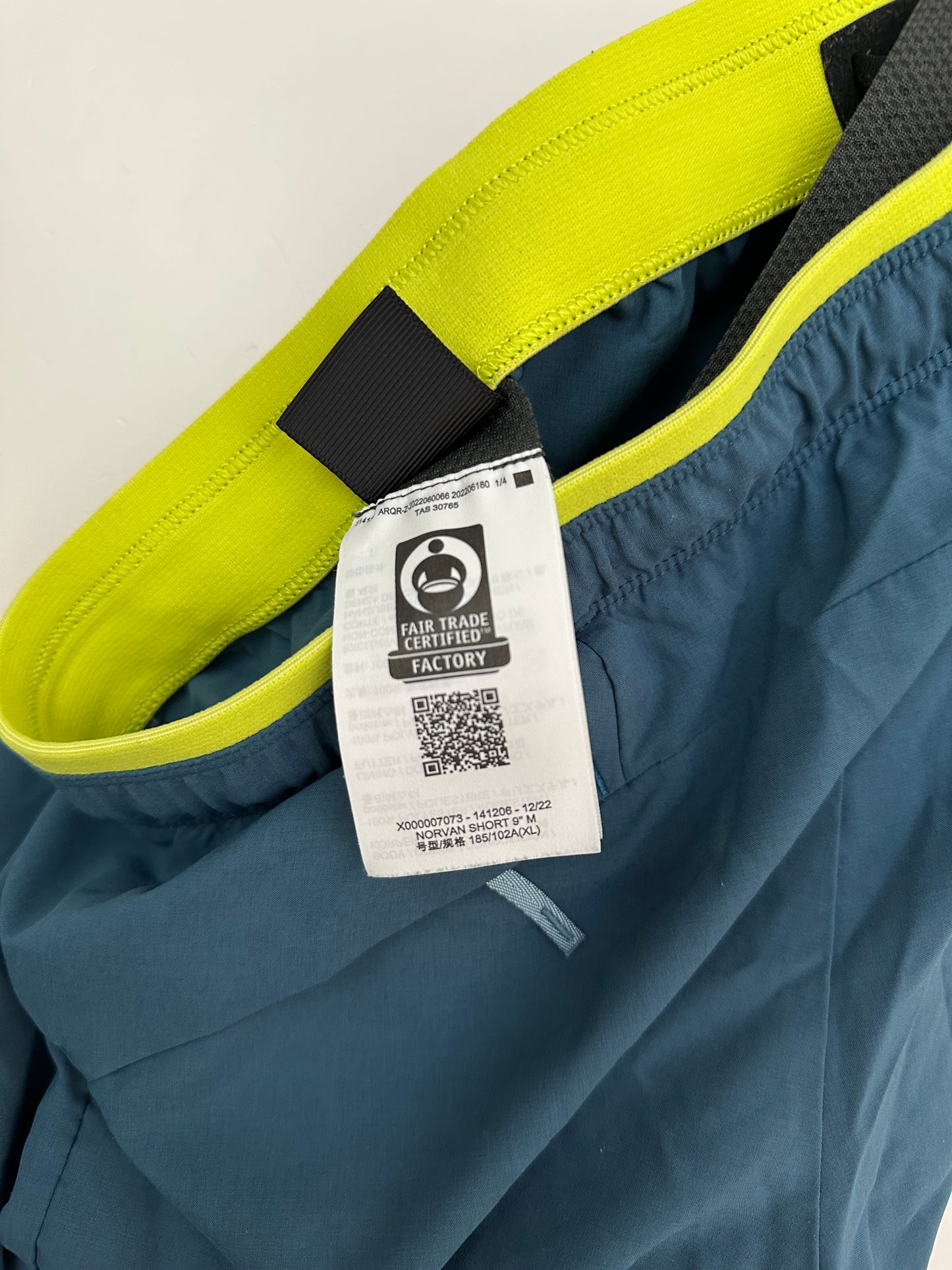 Arc’teryx Norvan 9” Shorts Blue Men’s XL Extra Large
