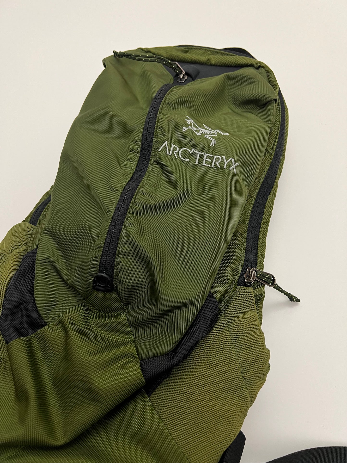 Arc’teryx Fly 13 Backpack Green / Black