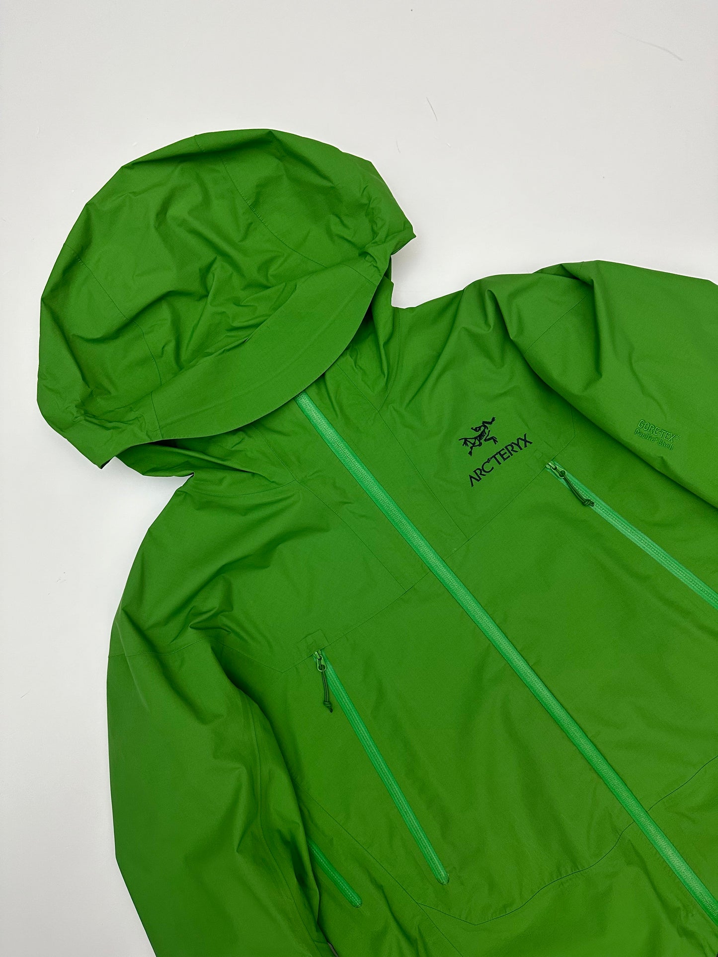 Arc’teryx Alpha SL Jacket Greenback Green M Medium Men’s Gore-Tex