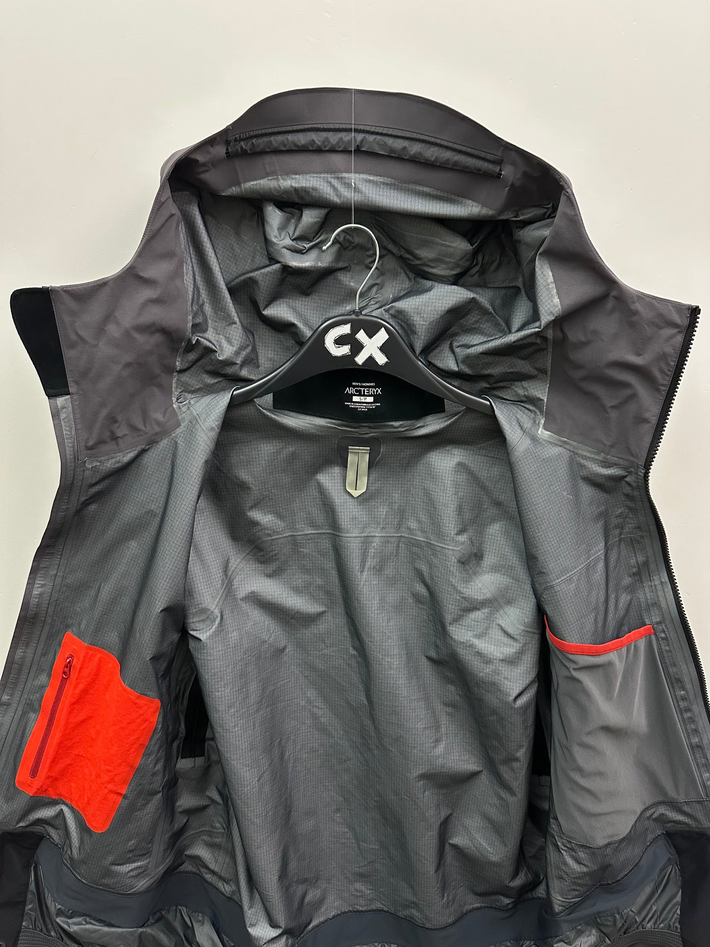 Arc’teryx Rush Jacket Black Storm Grey Men's S Small Gore-Tex Pro RECCO