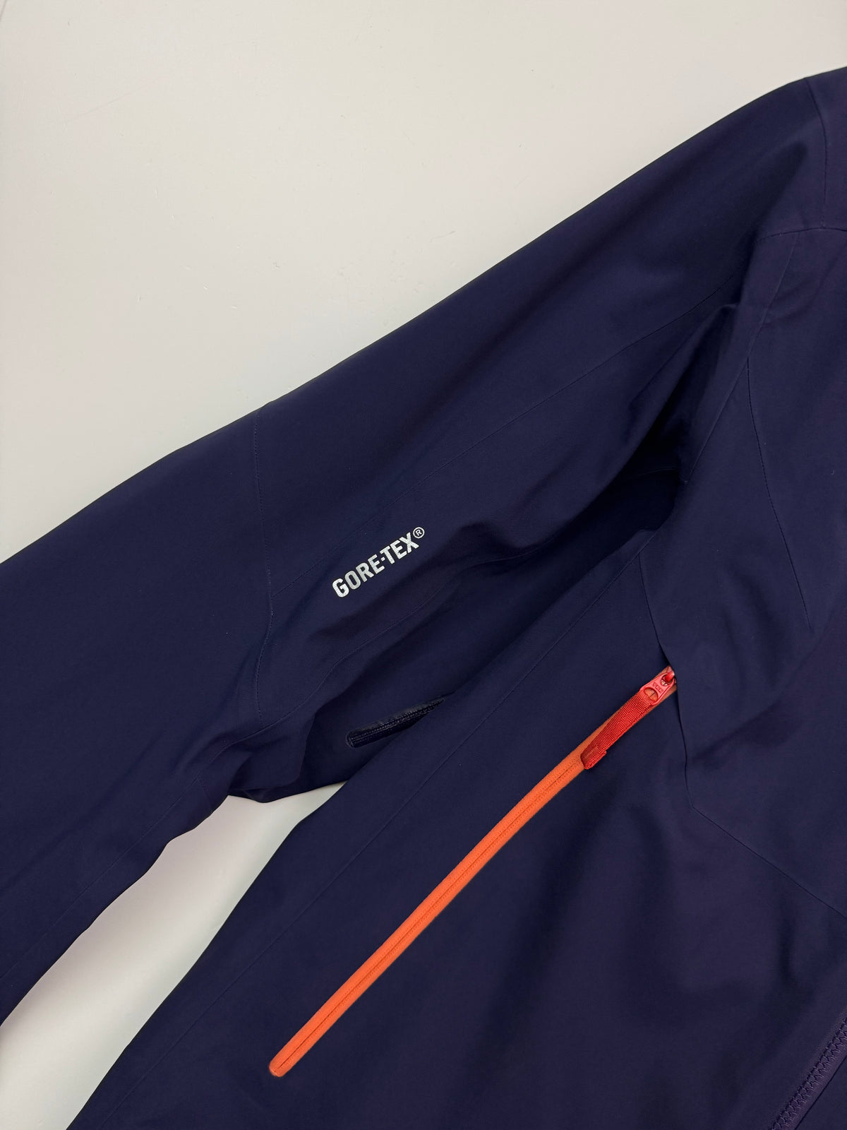 Arc'teryx Sentinel Jacket Purple Women's L Large Gore-Tex RECCO