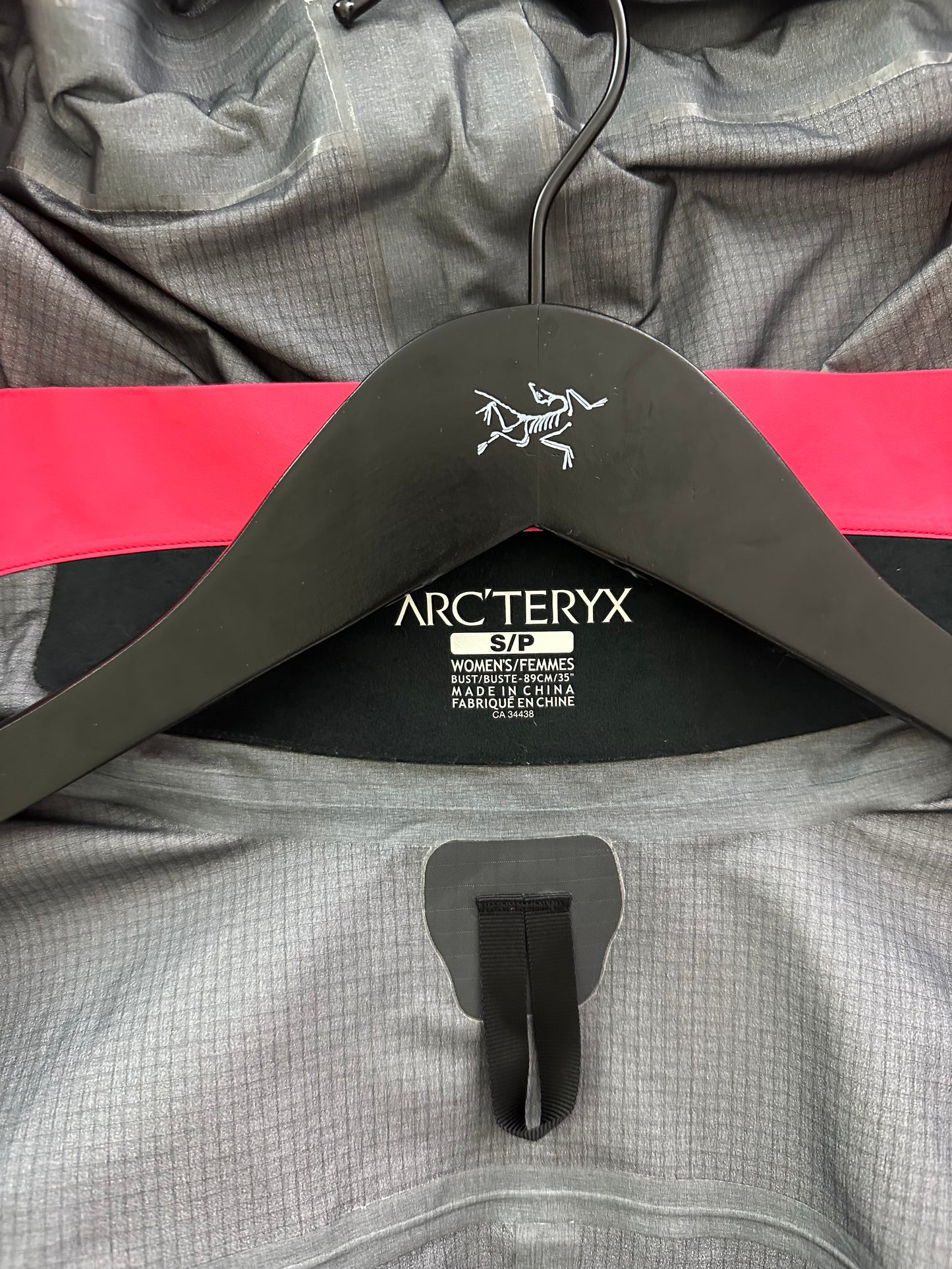 Arc'teryx Beta AR Jacket Pink Women's S Small Gore-Tex Pro