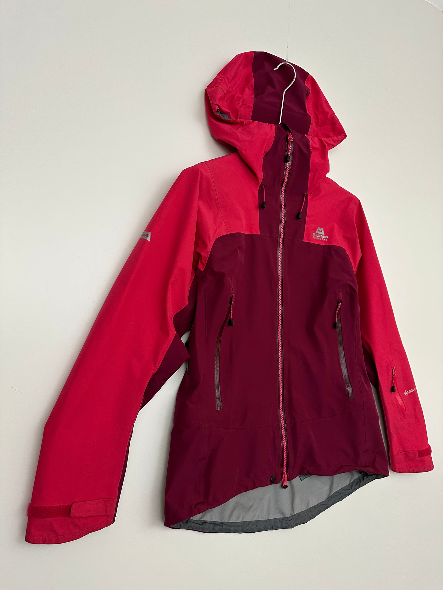 Mountain Equipment Havoc GORE-TEX C-Knit Waterproof Jacket Crimson Red Size M